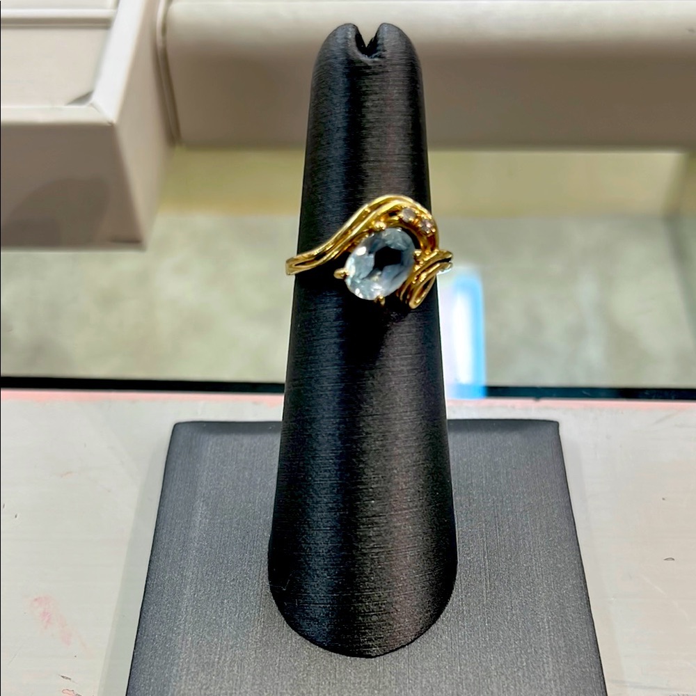 442552 14k aquamarine and diamond ring
